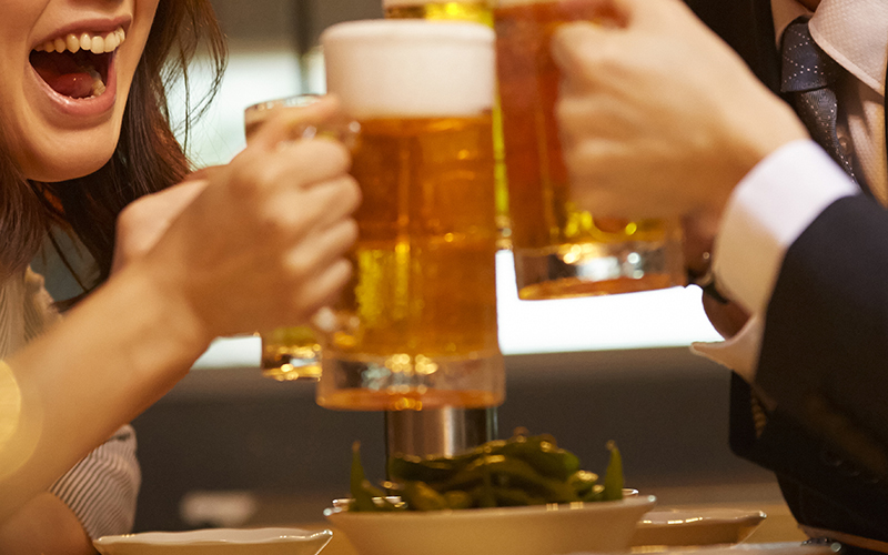 友人や同僚との飲み会に